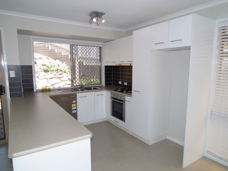 3 Pioneer Parade, Banora Point NSW 2486