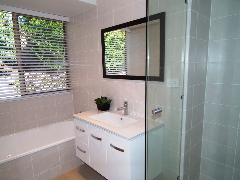 3 Pioneer Parade, Banora Point NSW 2486