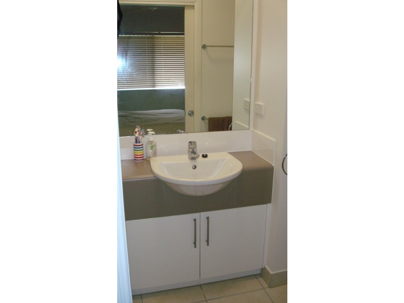 22/42 Warburton Street, North Ward QLD 4810