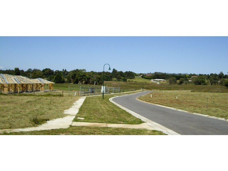 1/A Amberly Acres on Drouin, Drouin VIC 3818