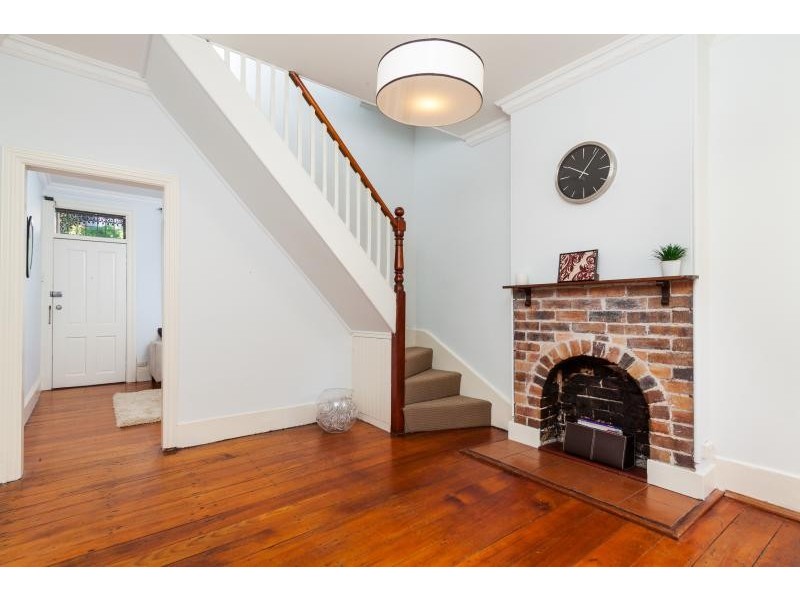 18 Thomas Street, Darlington NSW 2008