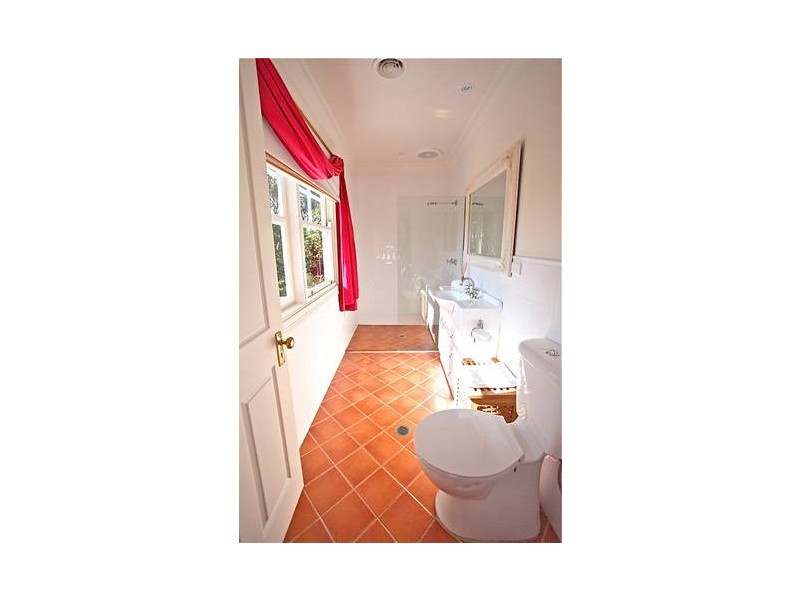 1 Hillier Ave (aka 112 Clarence Rd), Blackheath NSW 2785