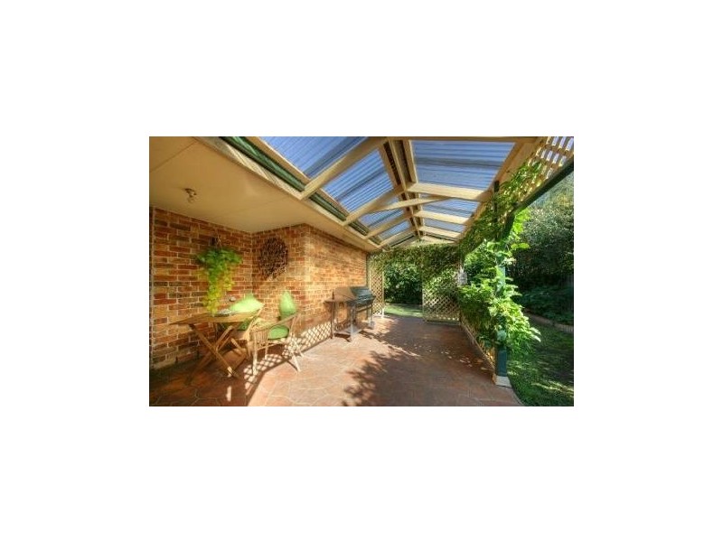 22 Castle Rock Court, Wattle Grove NSW 2173