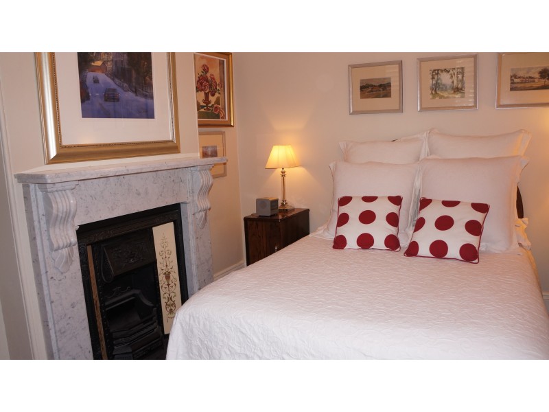 7 Yaralla Street, Newtown NSW 2042