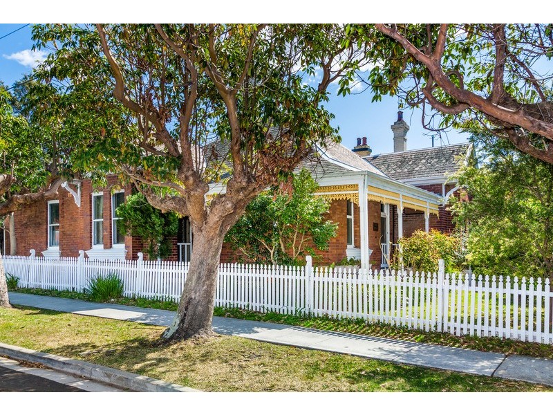 16 Dunmore Street North, Bexley NSW 2207