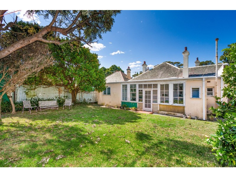 16 Dunmore Street North, Bexley NSW 2207