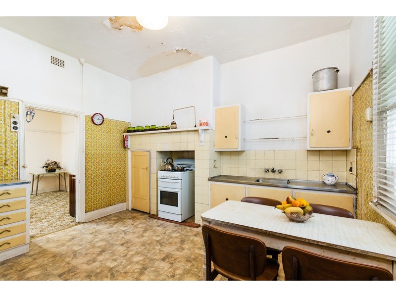 16 Dunmore Street North, Bexley NSW 2207