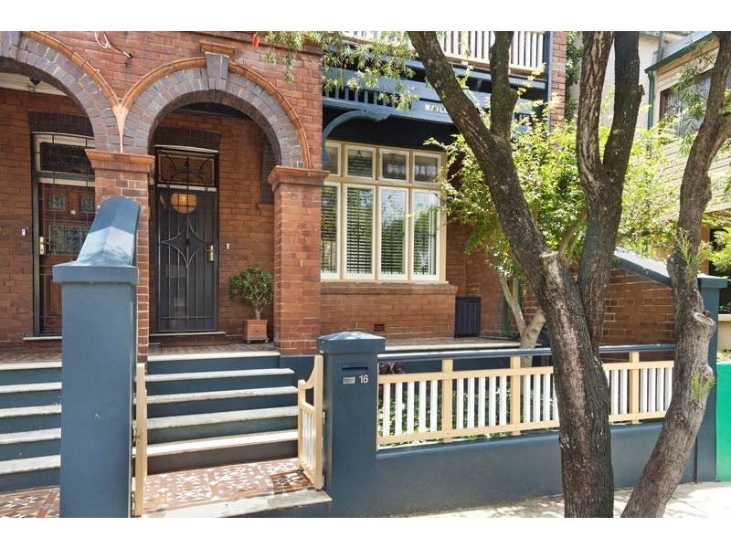 16 Cambridge Street, Enmore NSW 2042