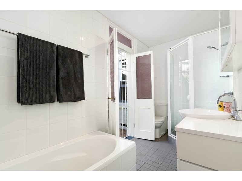 2 Belmore Street, Enmore NSW 2042