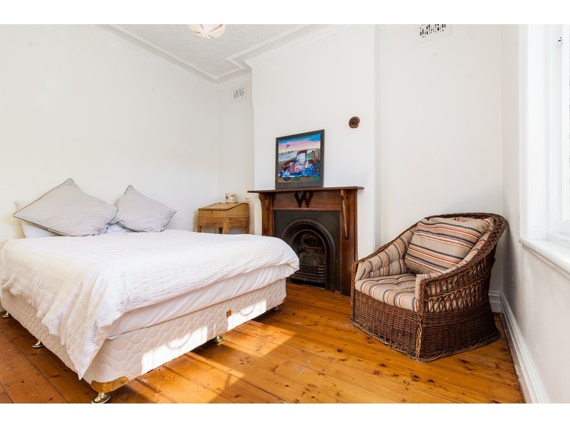 4 Calvert Street, Marrickville NSW 2204