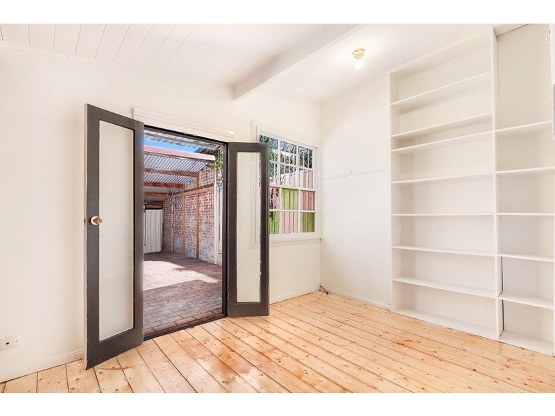 122 Henderson Road, Alexandria NSW 2015