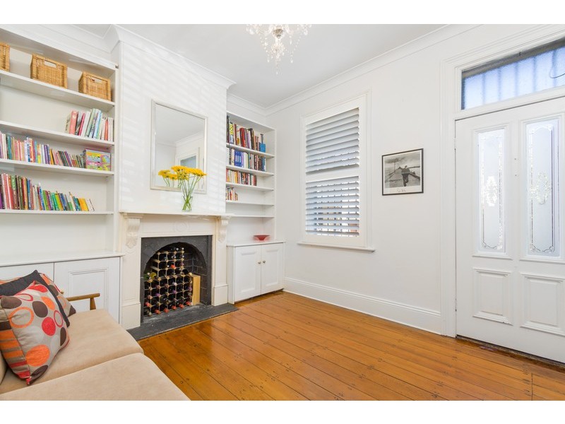 37 WELLS STREET, Newtown NSW 2042