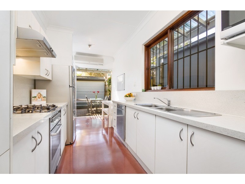 37 WELLS STREET, Newtown NSW 2042