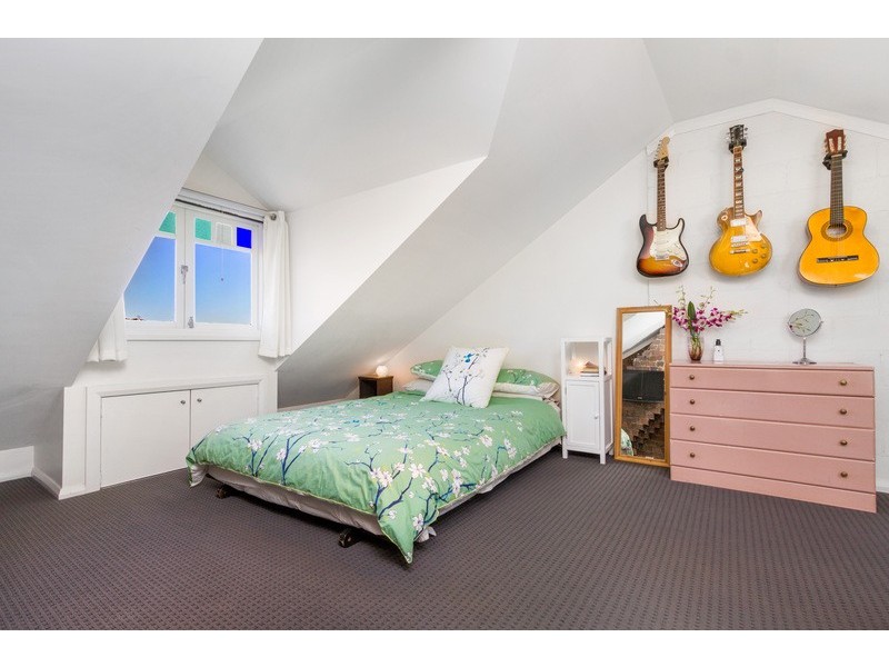 37 WELLS STREET, Newtown NSW 2042