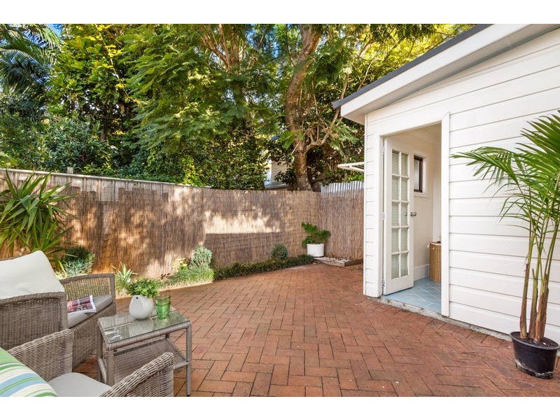 16 Hollands Avenue, Marrickville NSW 2204