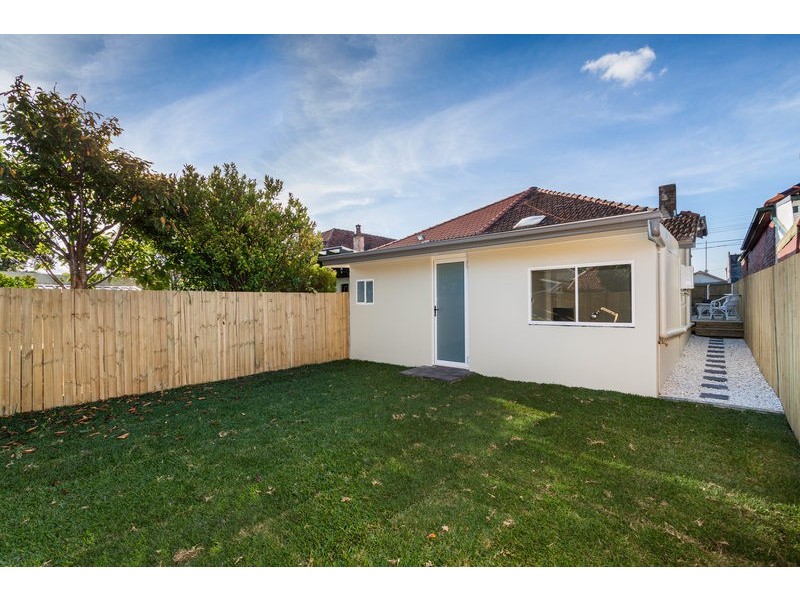 16 Calvert Street, Marrickville NSW 2204