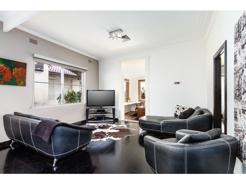 36 Undercliffe Road, Earlwood NSW 2206