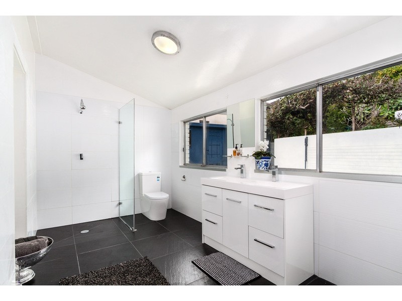 36 Undercliffe Road, Earlwood NSW 2206