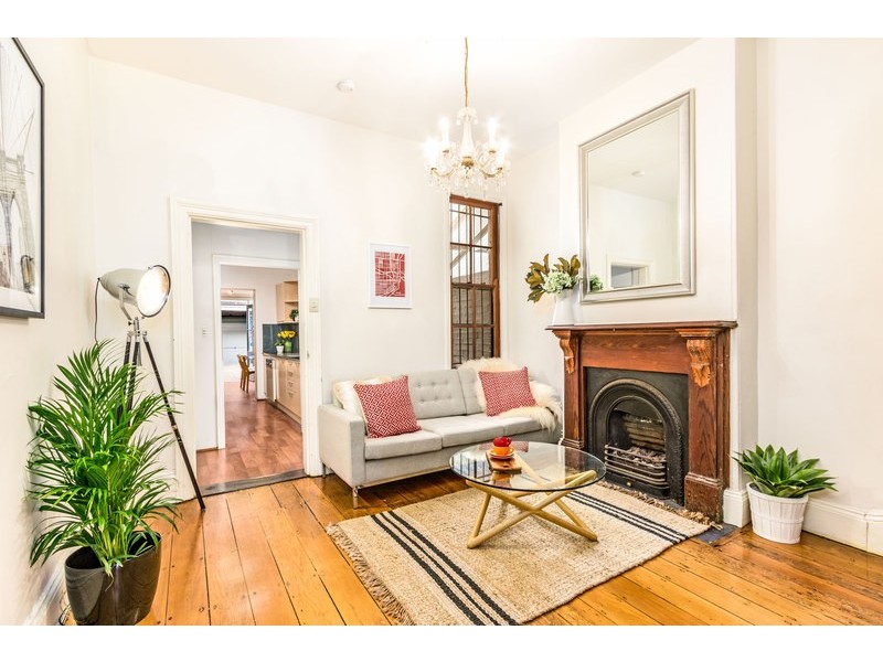 132 Station Street, Newtown NSW 2042