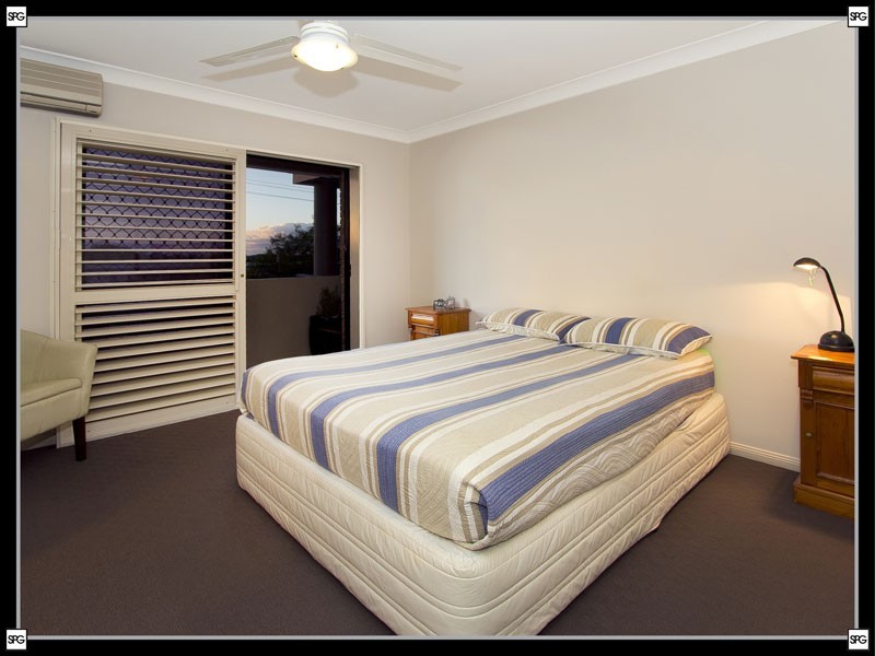 3/57 Eighth Avenue, Coorparoo QLD 4151