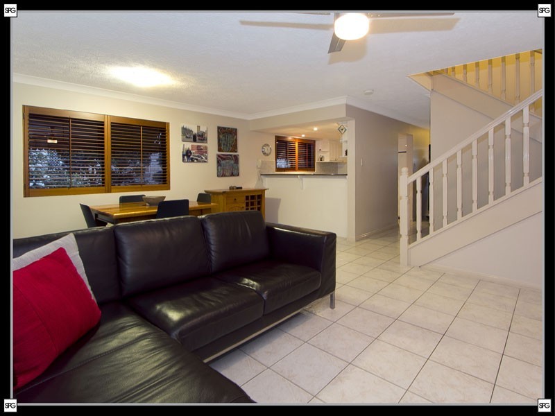 3/57 Eighth Avenue, Coorparoo QLD 4151
