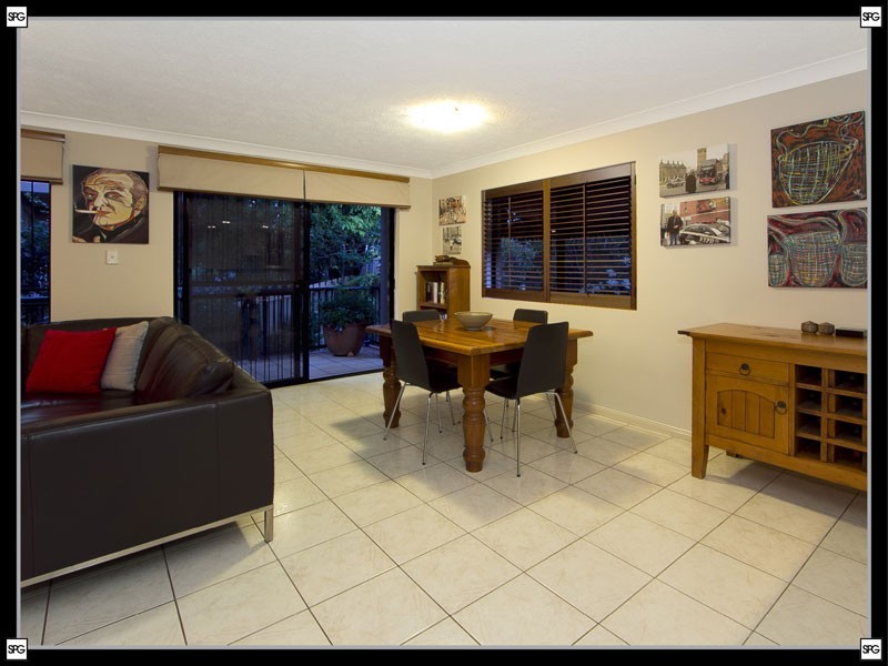 3/57 Eighth Avenue, Coorparoo QLD 4151