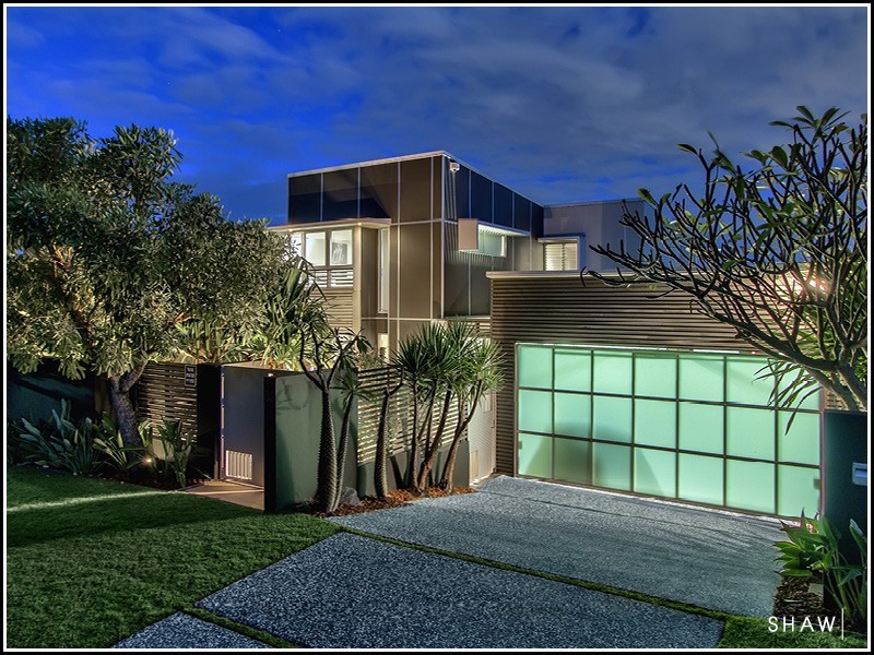 83 Fifth Avenue, Balmoral QLD 4171