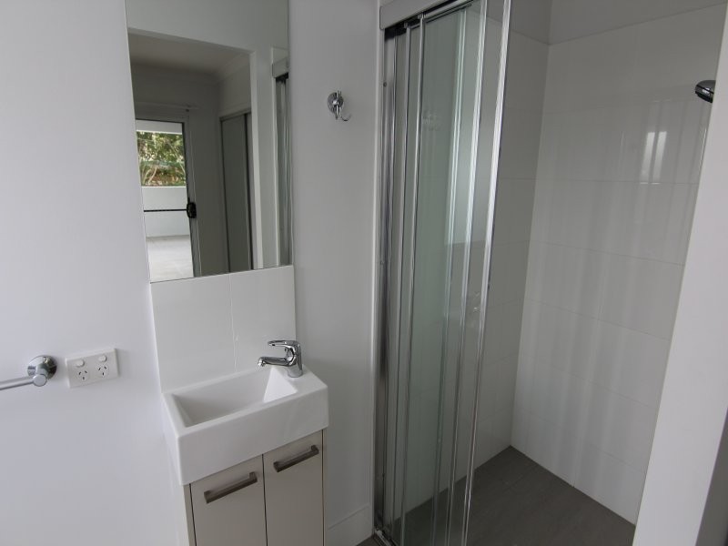 8/12 Hedges Street, Sherwood QLD 4075