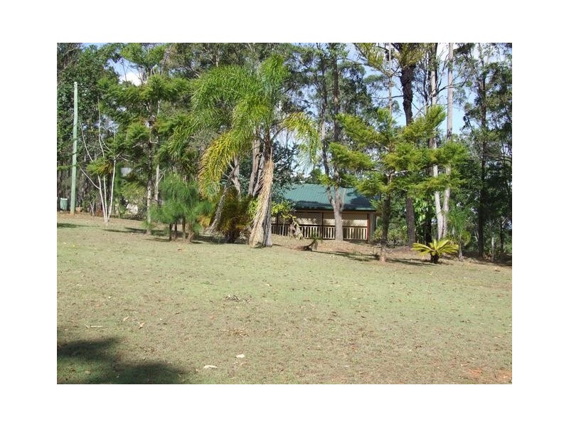 Glenwood QLD 4570