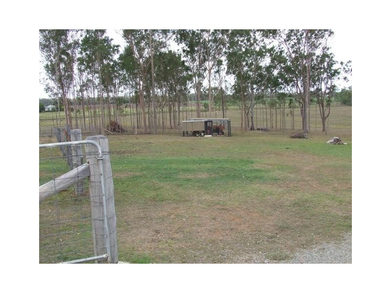 364 Redbank Road, Tiaro QLD 4650