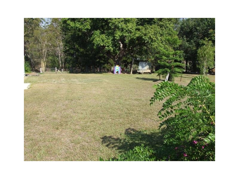 18 Main Street, Bauple QLD 4650