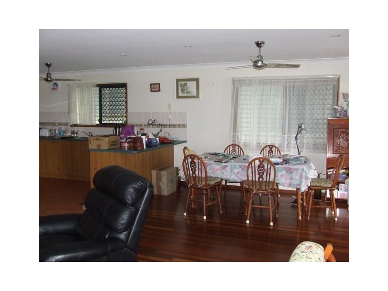 5 Dale Drive, Tiaro QLD 4650