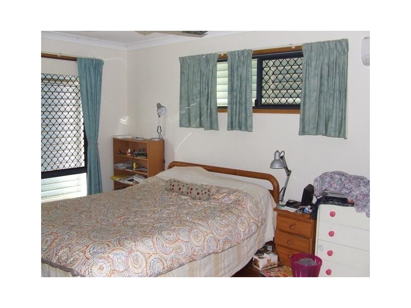 5 Dale Drive, Tiaro QLD 4650