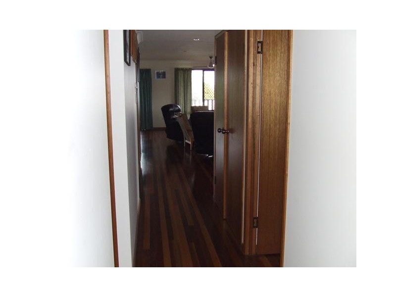 5 Dale Drive, Tiaro QLD 4650