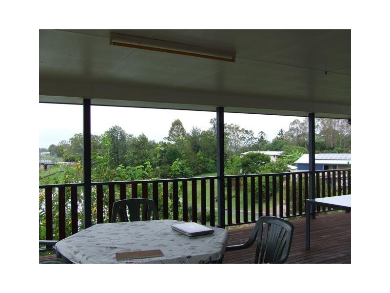 5 Dale Drive, Tiaro QLD 4650