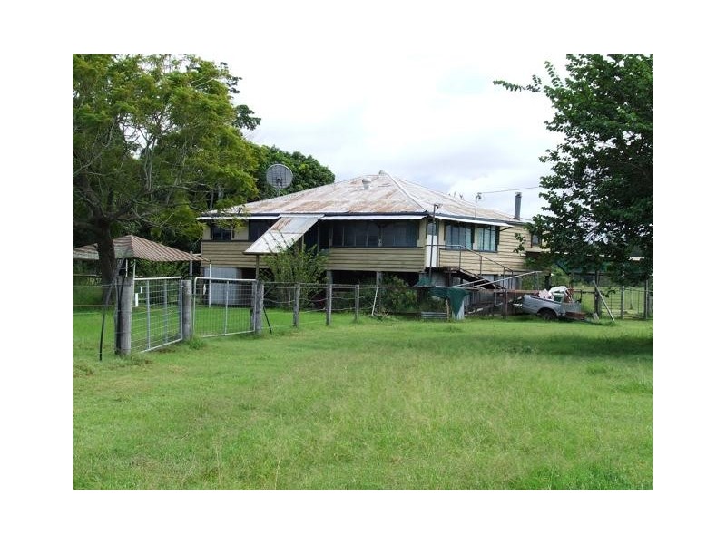 36 Armstrong Lane, Tiaro QLD 4650