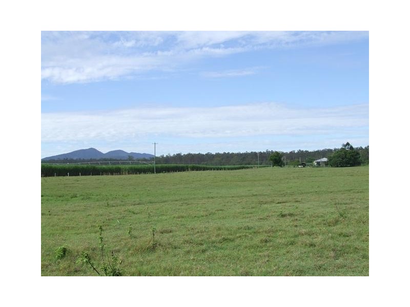 36 Armstrong Lane, Tiaro QLD 4650