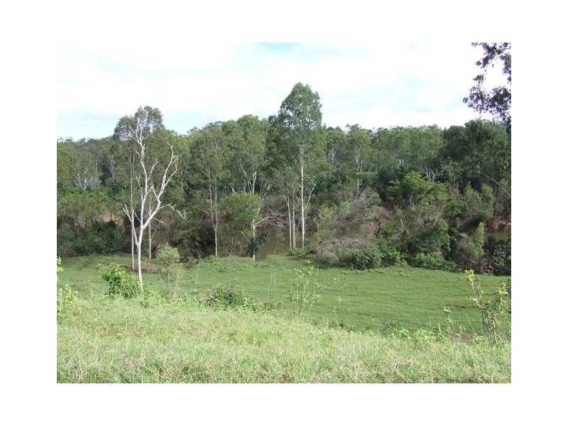 36 Armstrong Lane, Tiaro QLD 4650