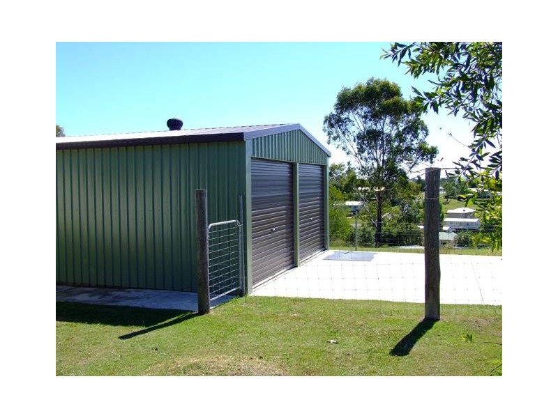 16 Forgan Terrace, Tiaro QLD 4650