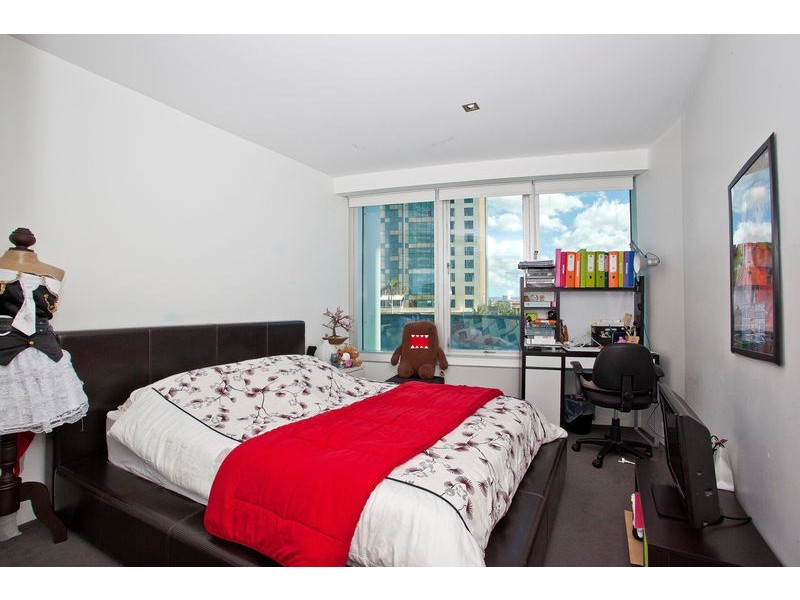 5 Hamiliton Ave, Surfers Paradise QLD 4217