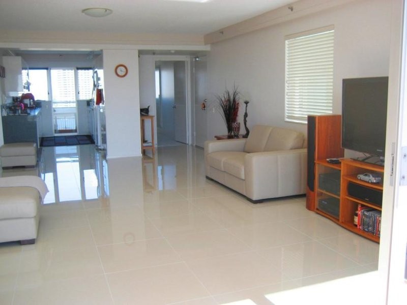 12A/7 Fern Street, Broadbeach QLD 4218