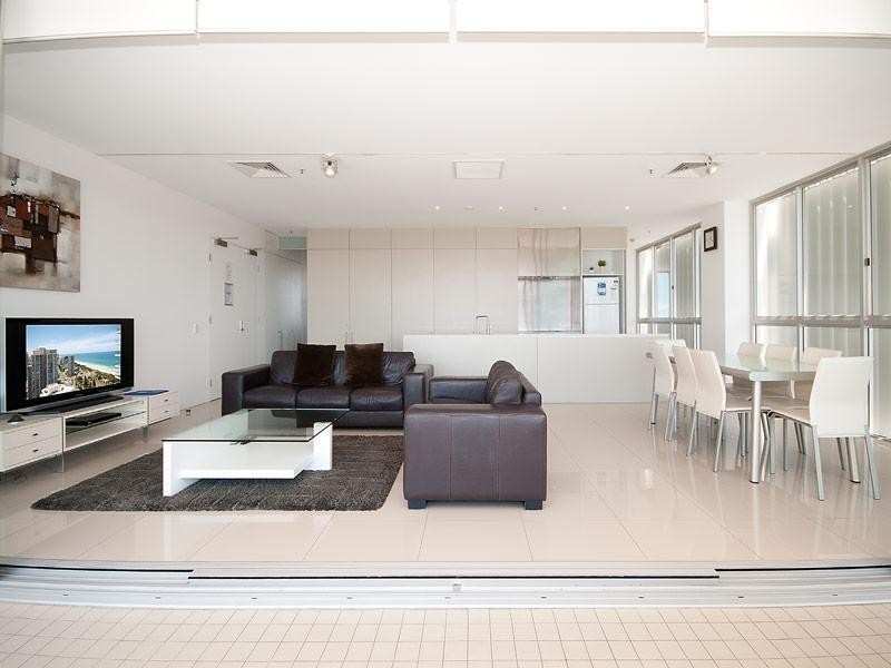 2201/159 Old Burleigh Rd, Broadbeach QLD 4218