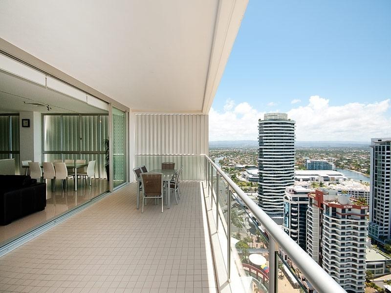 2201/159 Old Burleigh Rd, Broadbeach QLD 4218