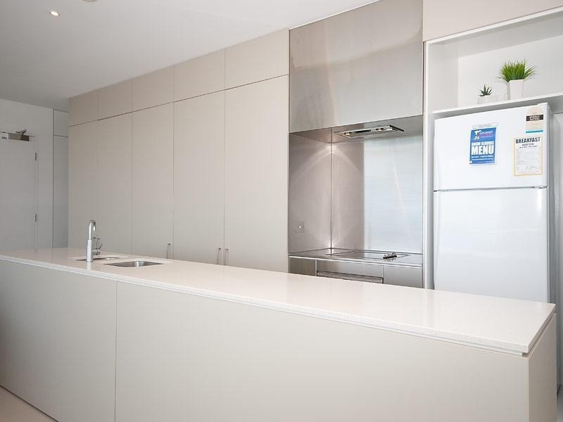 2201/159 Old Burleigh Rd, Broadbeach QLD 4218