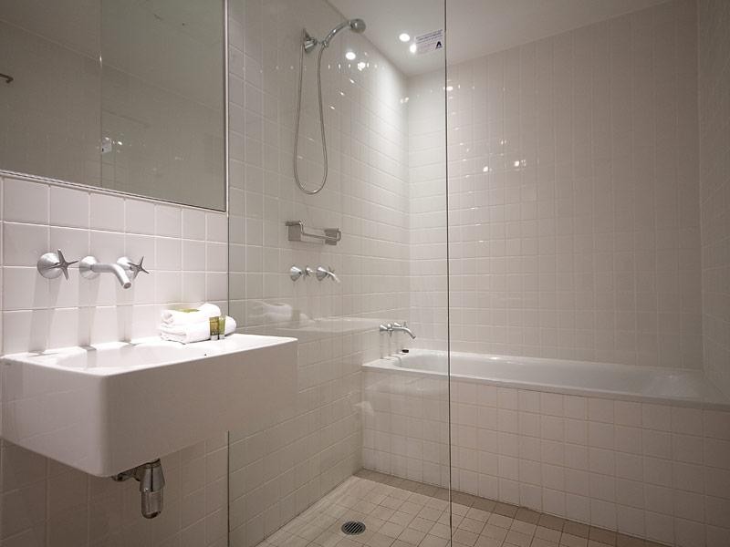 2201/159 Old Burleigh Rd, Broadbeach QLD 4218