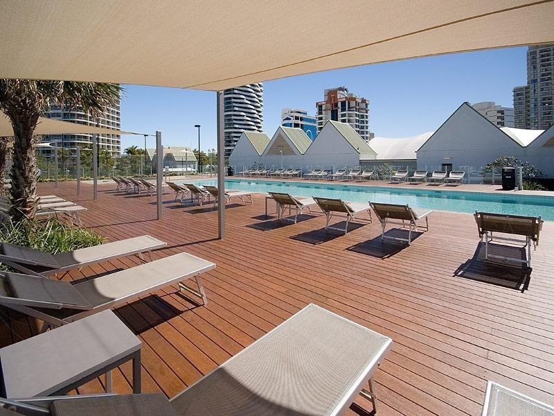 2201/159 Old Burleigh Rd, Broadbeach QLD 4218