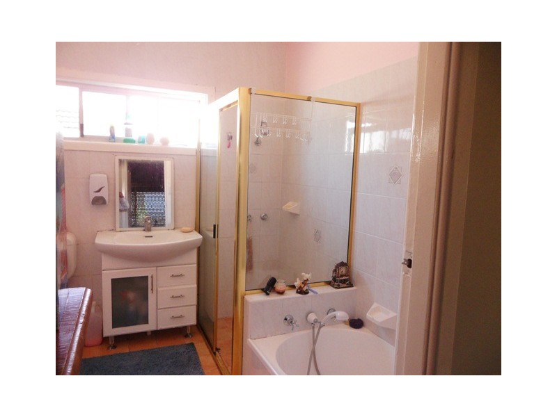 Fairfield West NSW 2165