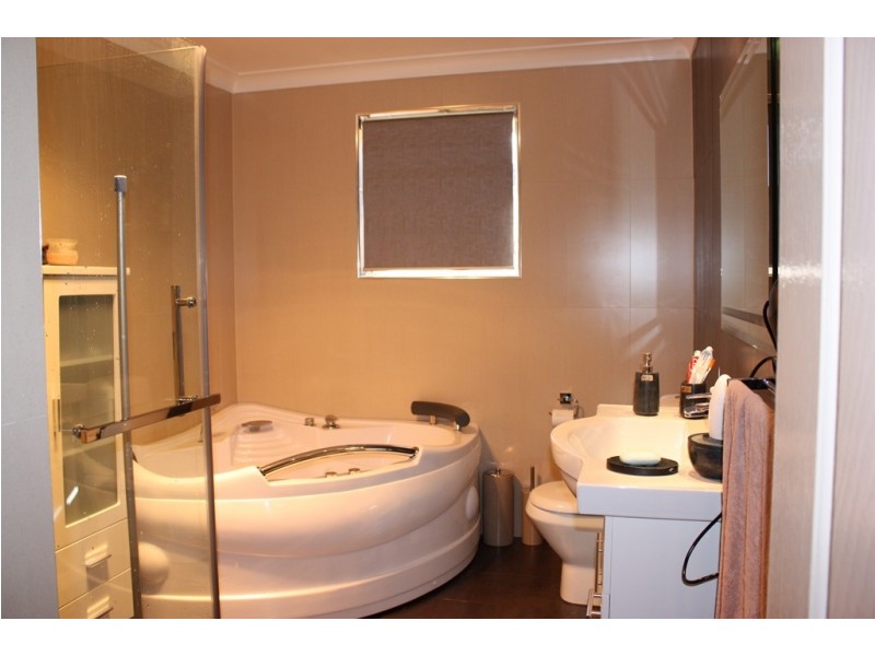 Green Valley NSW 2168