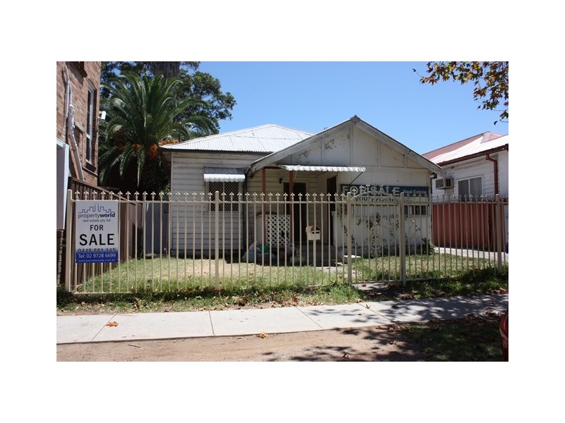 Fairfield NSW 2165