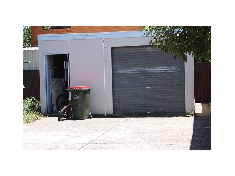 Fairfield NSW 2165